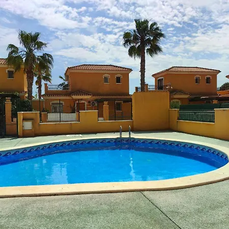 Aguas Nuevas Holiday home *